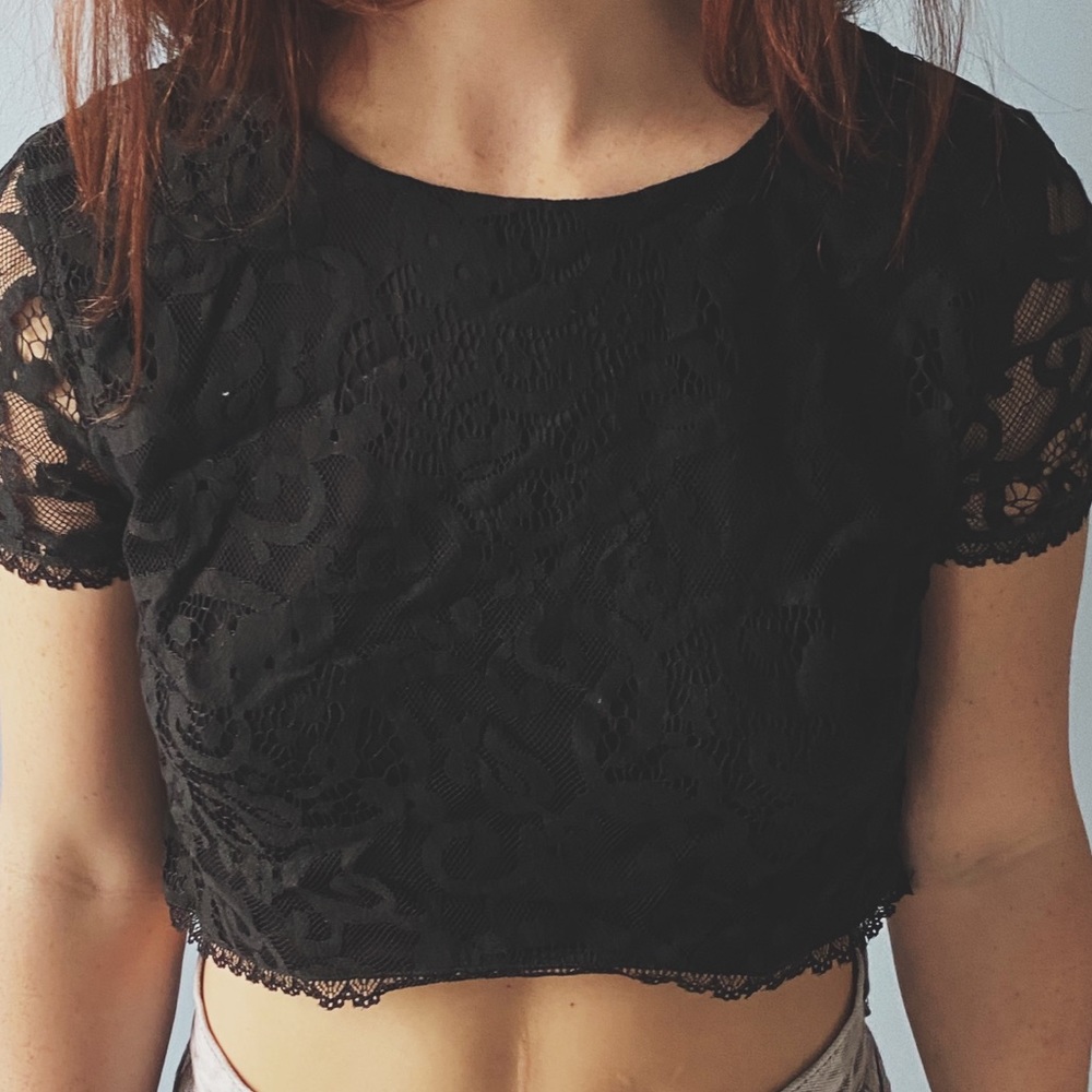 TOBI black eyelet lace crop top
